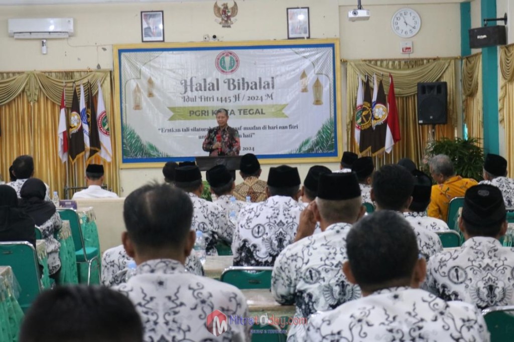 Pj Wali Kota Hadiri Halal Bi Halal PGRI Kota&nbsp;Tegal