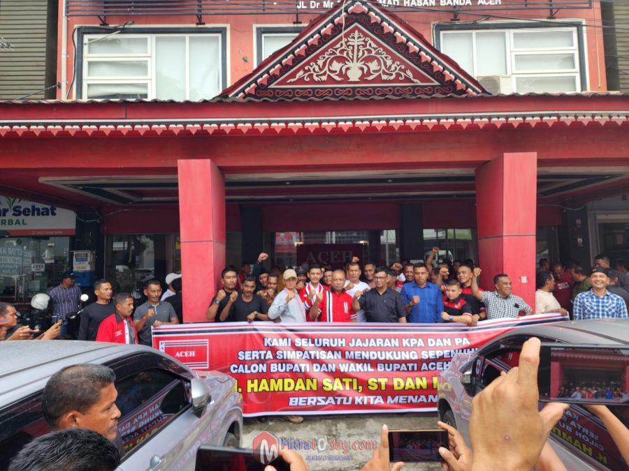 Hamdan Sati dan Murtala Resmi Daftar Maju Sebagai Pasangan Cabup dan Wabup Ke DPP Partai&nbsp;Aceh