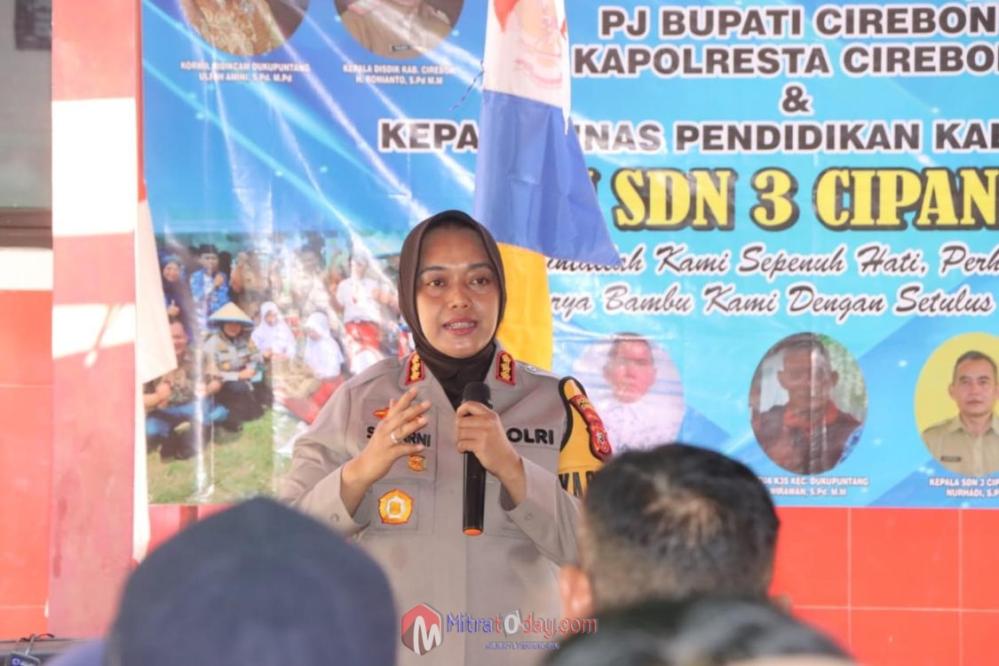 Kapolresta Cirebon Kunjungi SDN 3 Cipanas Bersama Jajaran Forkopimda