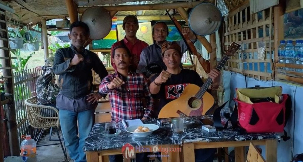 KPJ Bersama Jurnalis Ciptakan Lagu Dukung Kris Dayanti Maju Wali Kota Batu