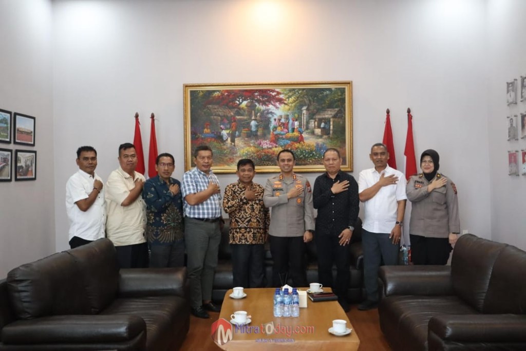 Silaturahmi Kapolres Asahan AKBP Afdhal Junaidi dengan Pengurus Yayasan Universitas&nbsp;Asahan